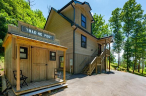 Lil Cabin in the Cove! MTN views, hot tub, games, king beds, Prime Location!